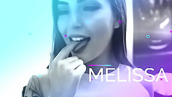 Smukke Latina Melissa Lisboa Får En Dyb Blowjob Og Ansigtsbehandling