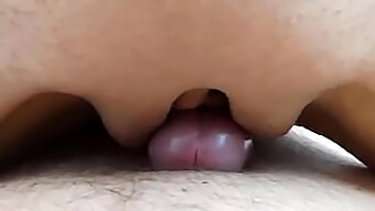 Selbstgemachtes Orgasmusvideo Einer Amateurin