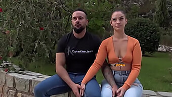 Candy Fly Ve Erkek Arkadaşının Yer Aldığı Bu Sıcak Yeni Videoda, Oral Ve Arkadan Eylem