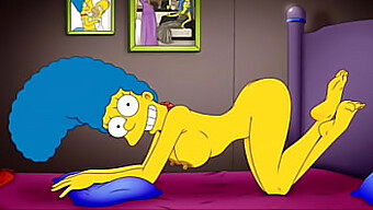 ความสุขที่รุนแรงของ Marge เมื่อเธอเต็มไปด้วยน้ําเชื่อมร้อนในก้นของเธอ